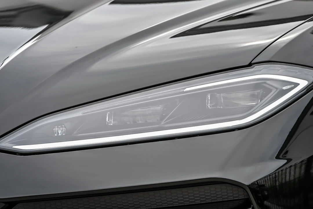 2026 Lamborghini Urus SE - Image 7 of 31
