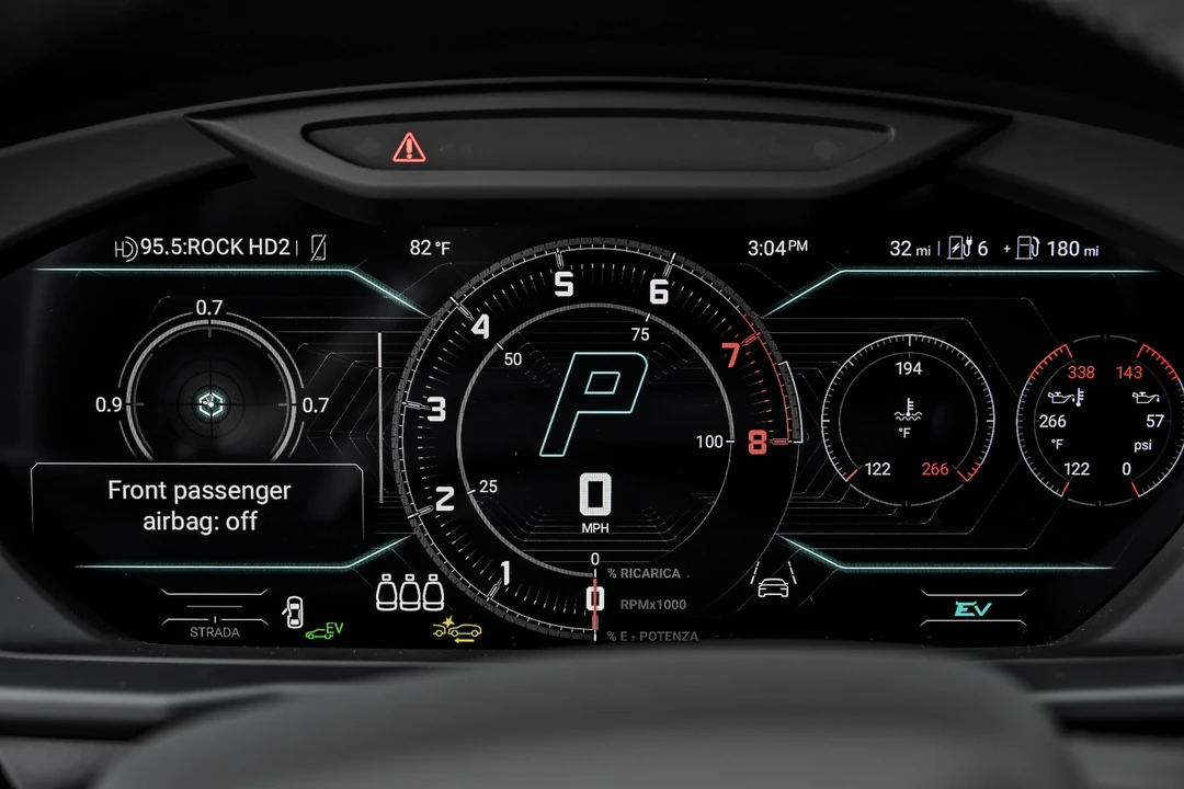 2026 Lamborghini Urus SE - Image 30 of 31