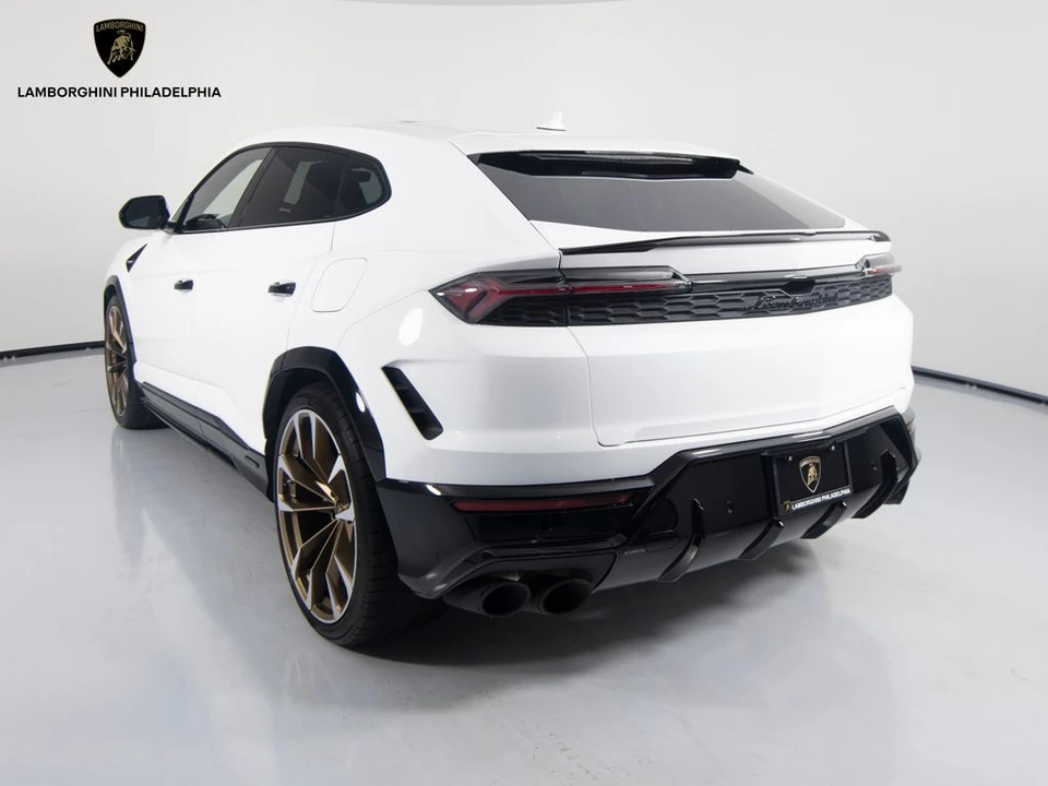 2026 Lamborghini Urus SE - Image 7 of 31