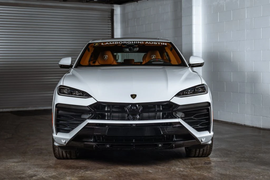2026 Lamborghini Urus SE - Image 8 of 31