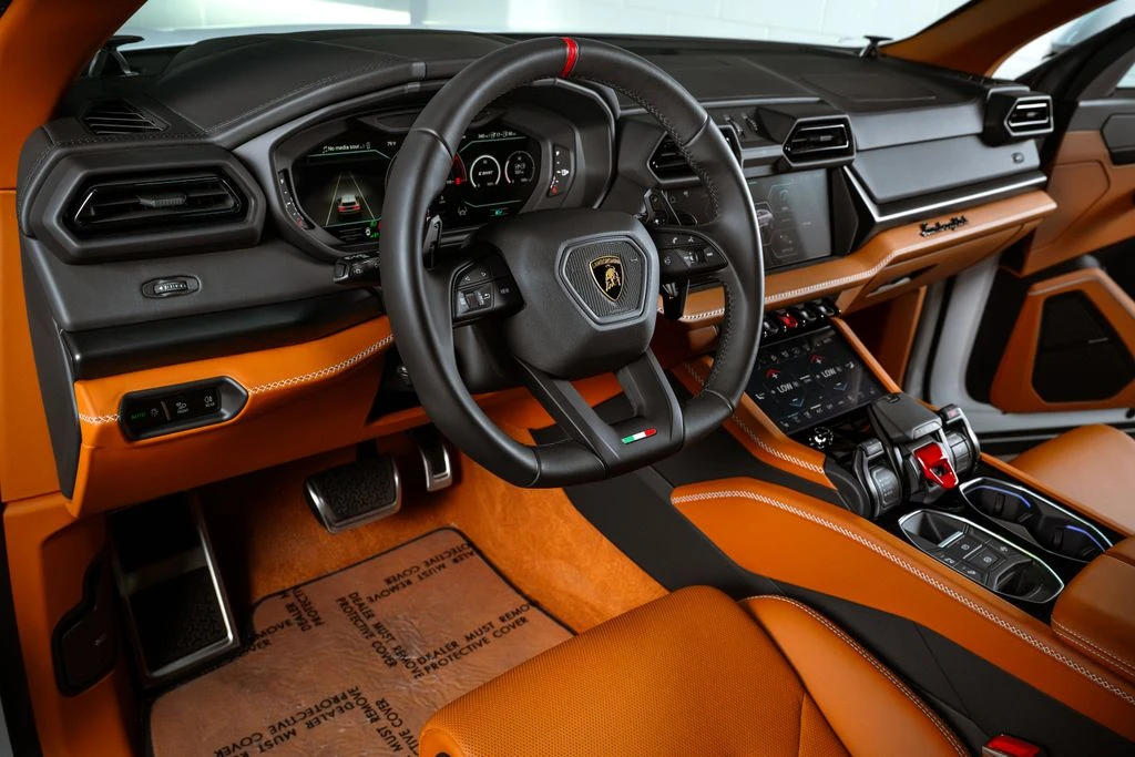 2026 Lamborghini Urus SE - Image 9 of 31