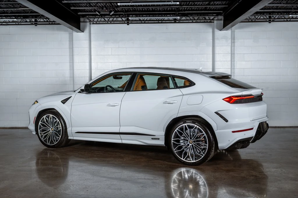 2026 Lamborghini Urus SE - Image 5 of 31