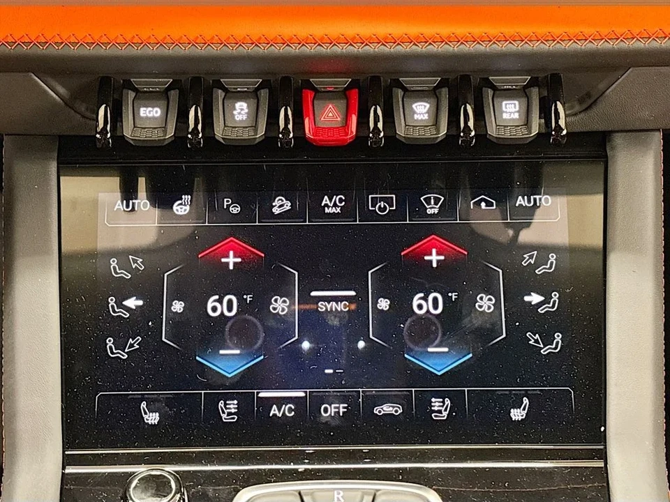 2026 Lamborghini Urus SE - Image 21 of 31