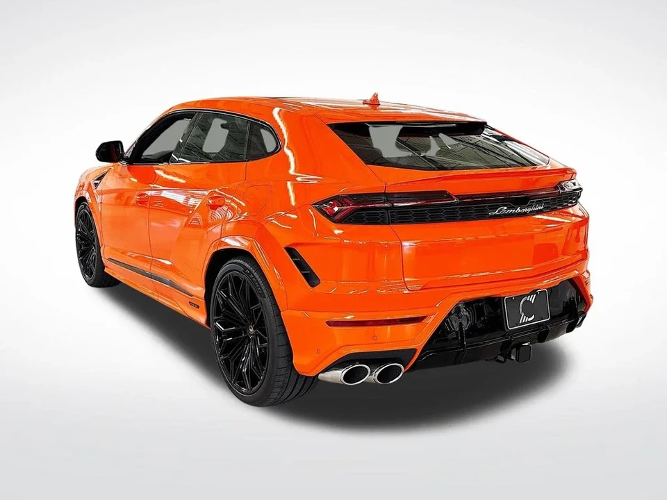 2026 Lamborghini Urus SE - Image 3 of 31
