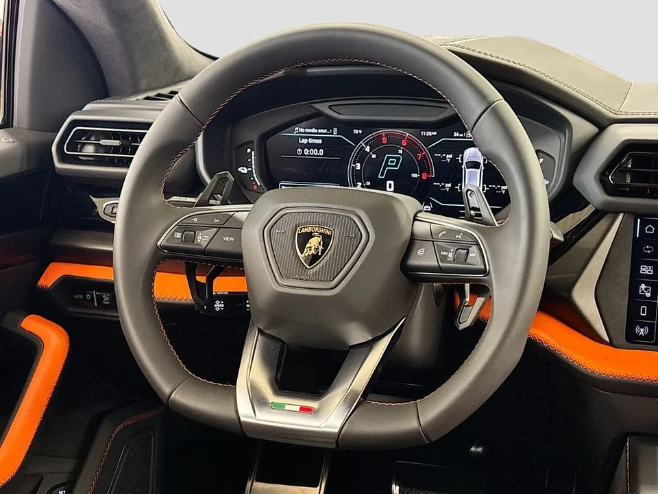 2026 Lamborghini Urus SE - Image 18 of 31