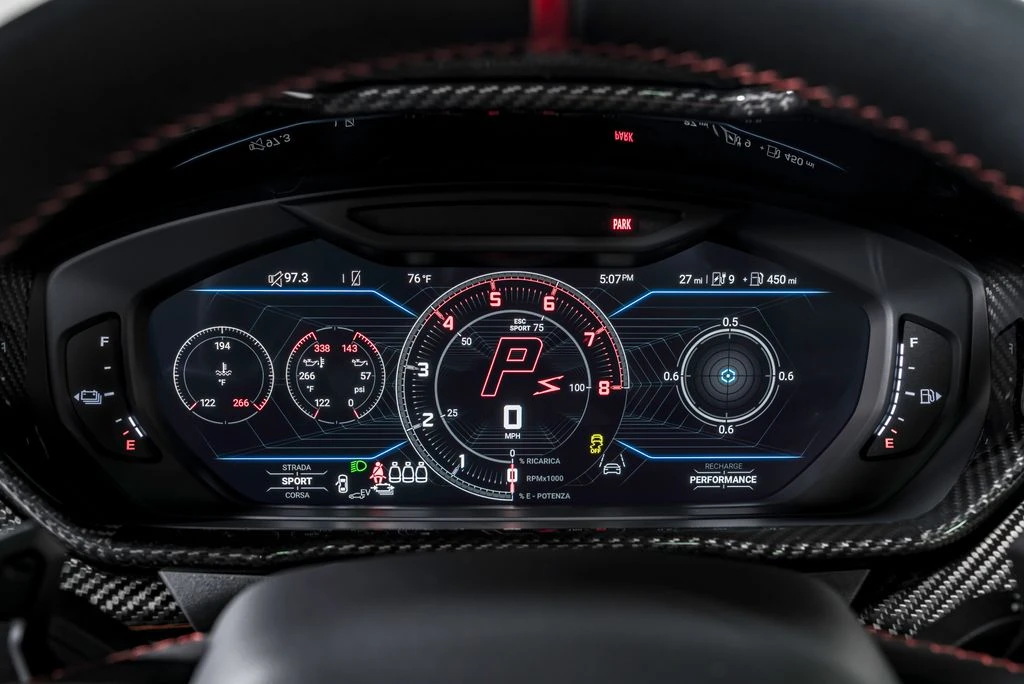 2026 Lamborghini Urus SE - Image 18 of 31
