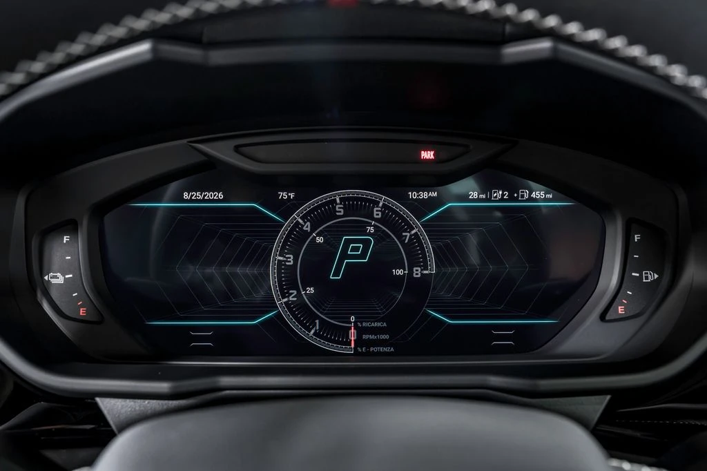 2026 Lamborghini Urus SE - Image 15 of 31