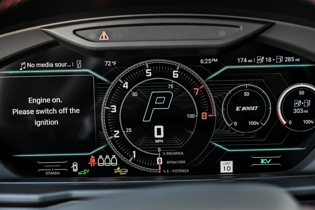 2026 Lamborghini Urus - Image 29 of 31