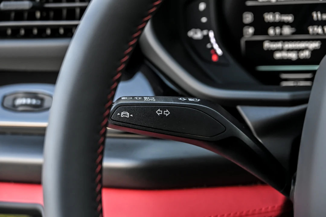 2026 Lamborghini Urus - Image 31 of 31