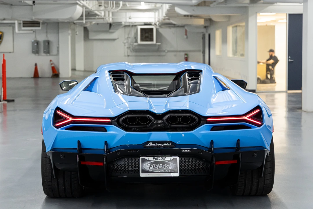 2026 Lamborghini Revuelto - Image 4 of 31