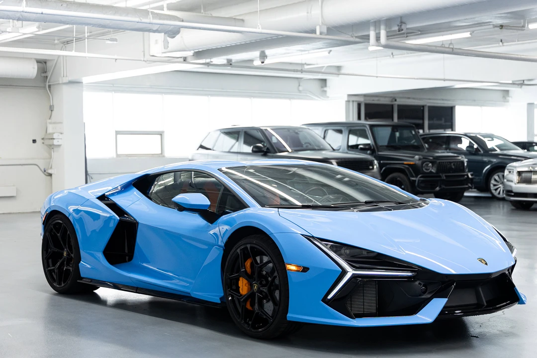 2026 Lamborghini Revuelto - Image 6 of 31