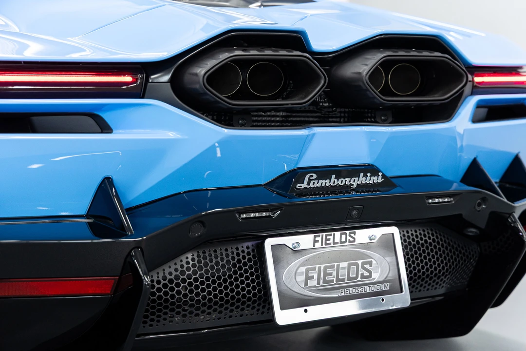 2026 Lamborghini Revuelto - Image 23 of 31