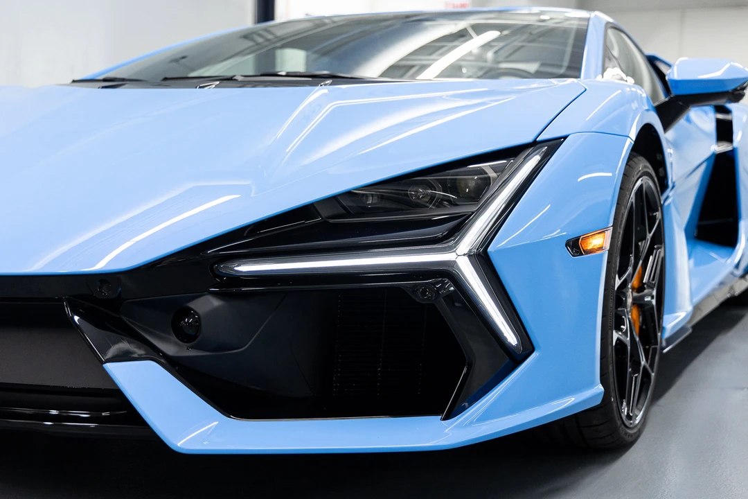 2026 Lamborghini Revuelto - Image 14 of 31