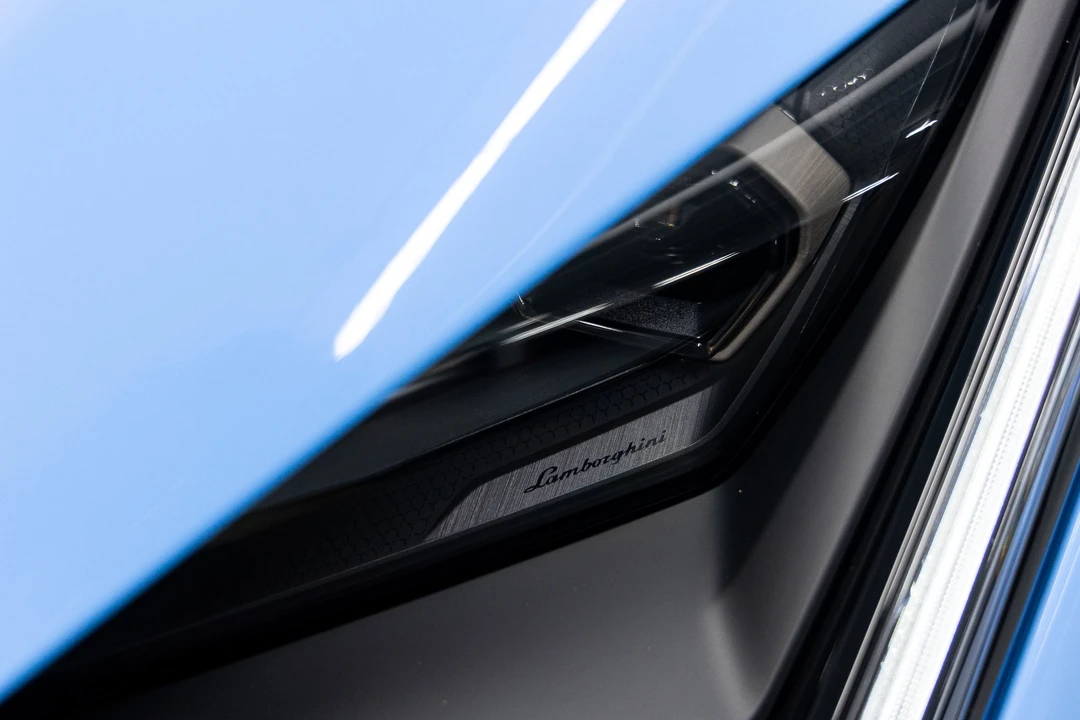 2026 Lamborghini Revuelto - Image 12 of 31