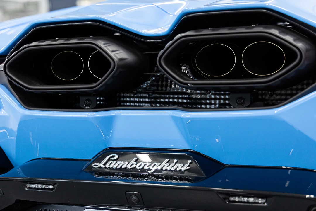 2026 Lamborghini Revuelto - Image 27 of 31