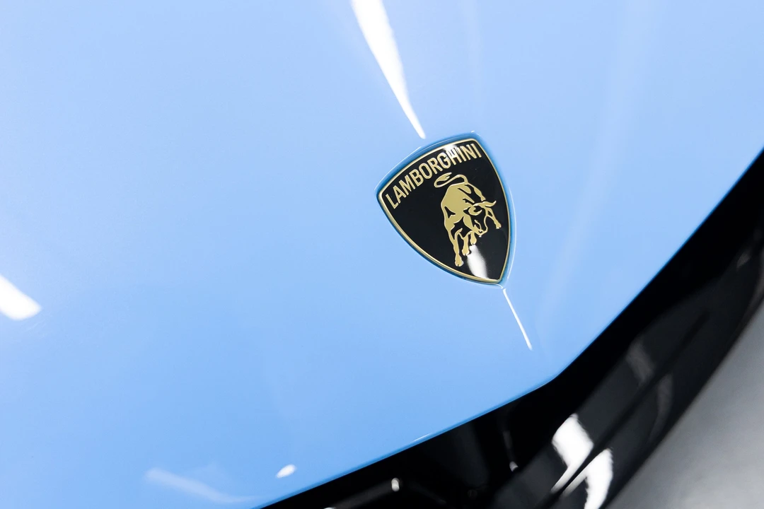 2026 Lamborghini Revuelto - Image 10 of 31