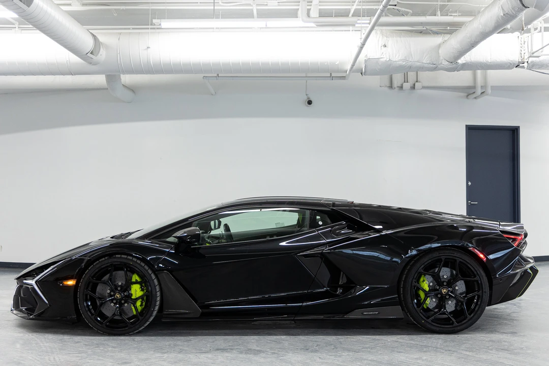2026 Lamborghini Revuelto - Image 2 of 31