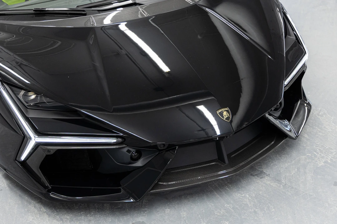 2026 Lamborghini Revuelto - Image 10 of 31