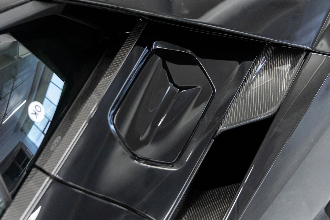 2026 Lamborghini Revuelto - Image 19 of 31