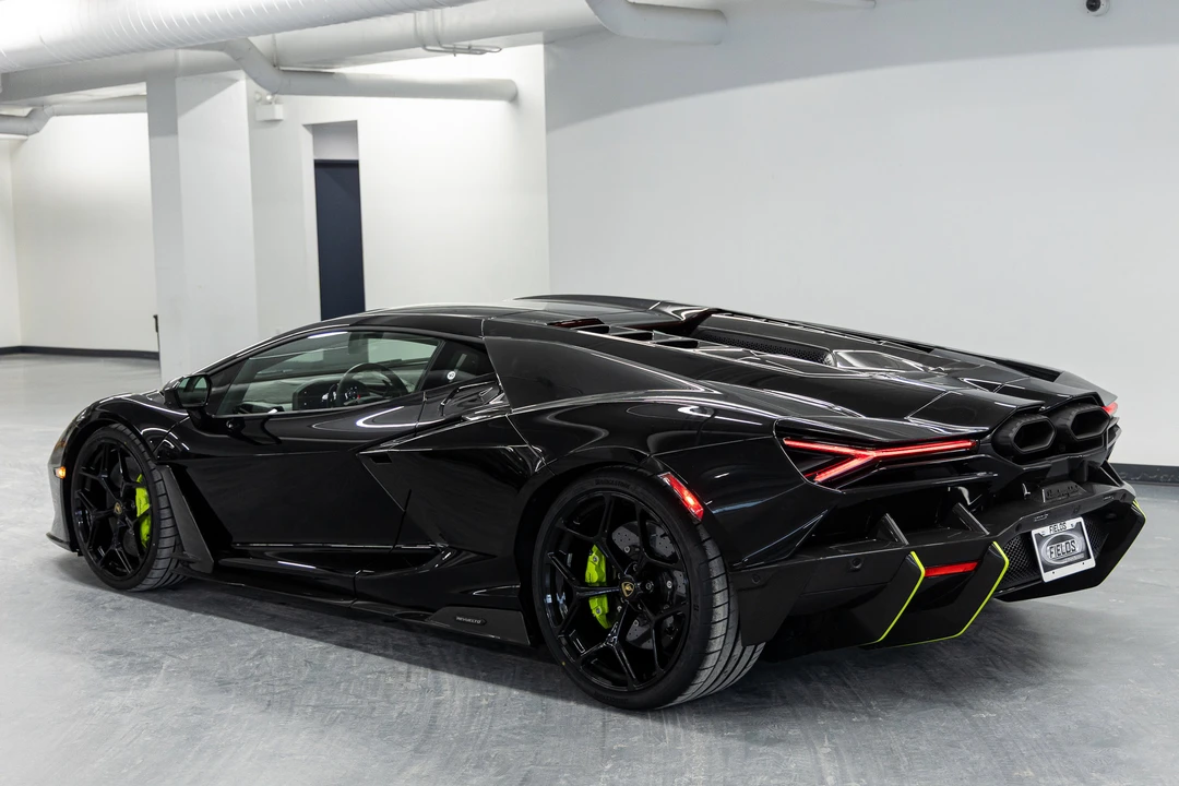 2026 Lamborghini Revuelto - Image 3 of 31