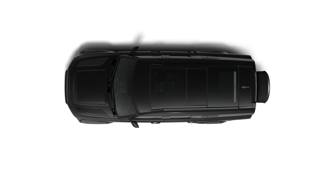 2026 Land Rover Defender 130 - Image 4 of 7
