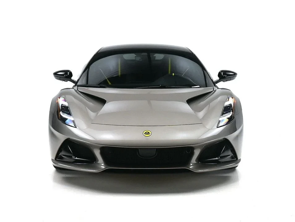 2026 Lotus Emira - Image 8 of 31