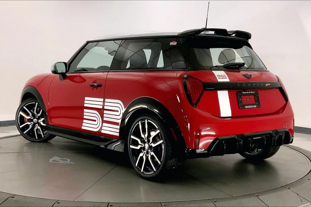 2026 Mini Mini 4th Gen - Image 2 of 12
