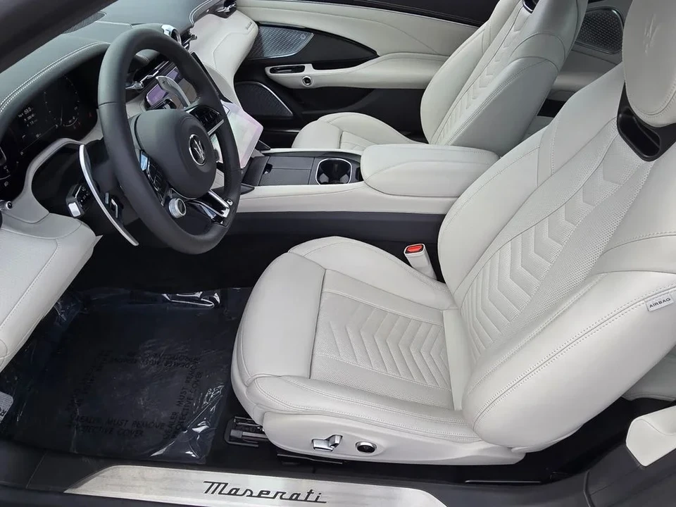 2026 Maserati GranCabrio - Image 7 of 26