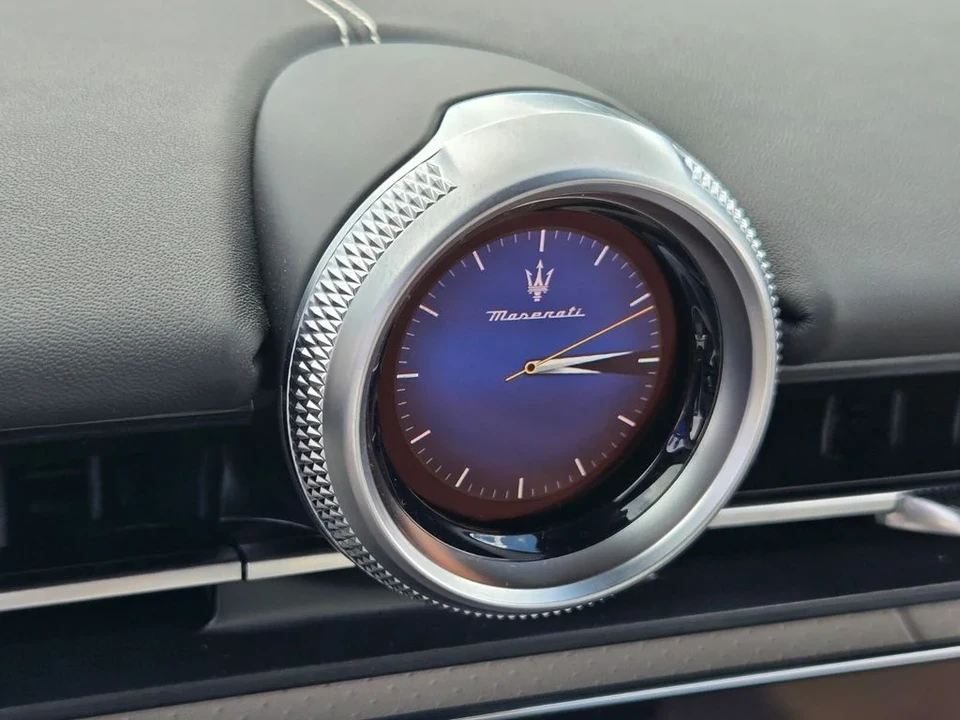 2026 Maserati GranCabrio - Image 14 of 26