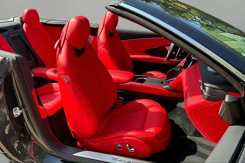 2026 Maserati GranCabrio - Image 10 of 12