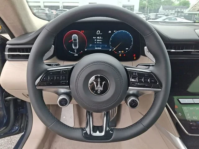 2026 Maserati GranCabrio - Image 11 of 15
