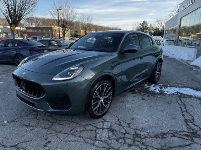2026 Maserati Grecale - Image 10 of 24