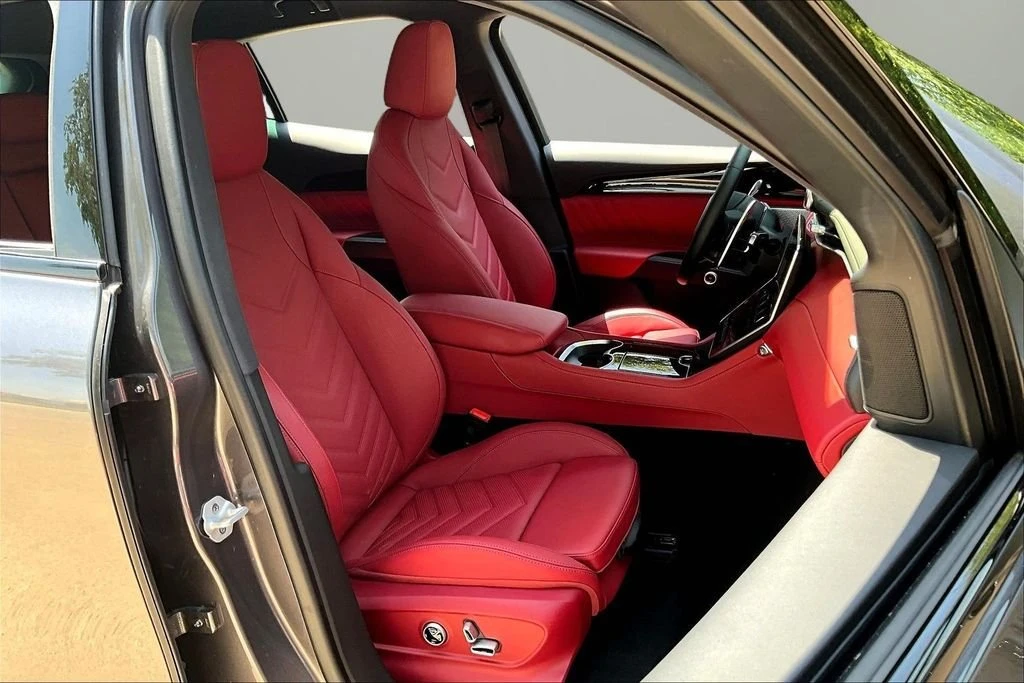 2026 Maserati Grecale - Image 11 of 13