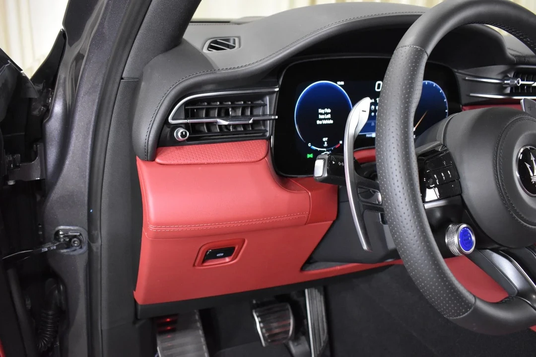 2026 Maserati Grecale - Image 22 of 30