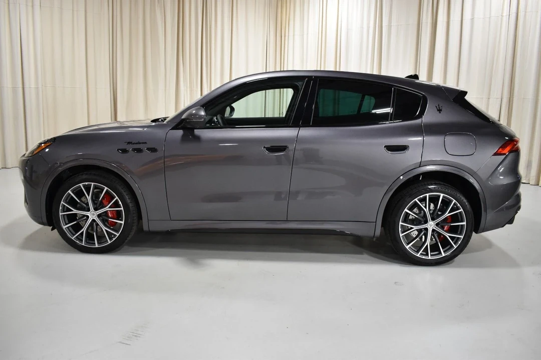 2026 Maserati Grecale - Image 8 of 30