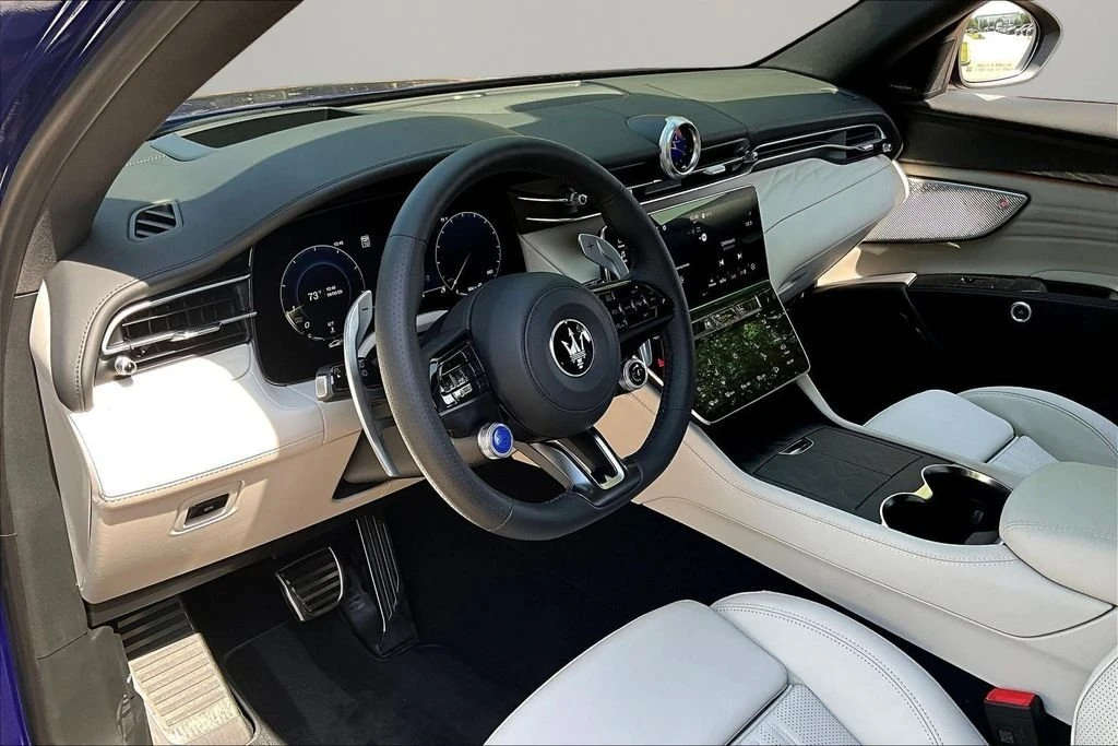 2026 Maserati Grecale - Image 7 of 13