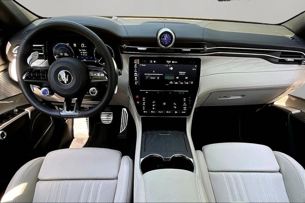 2026 Maserati Grecale - Image 5 of 13