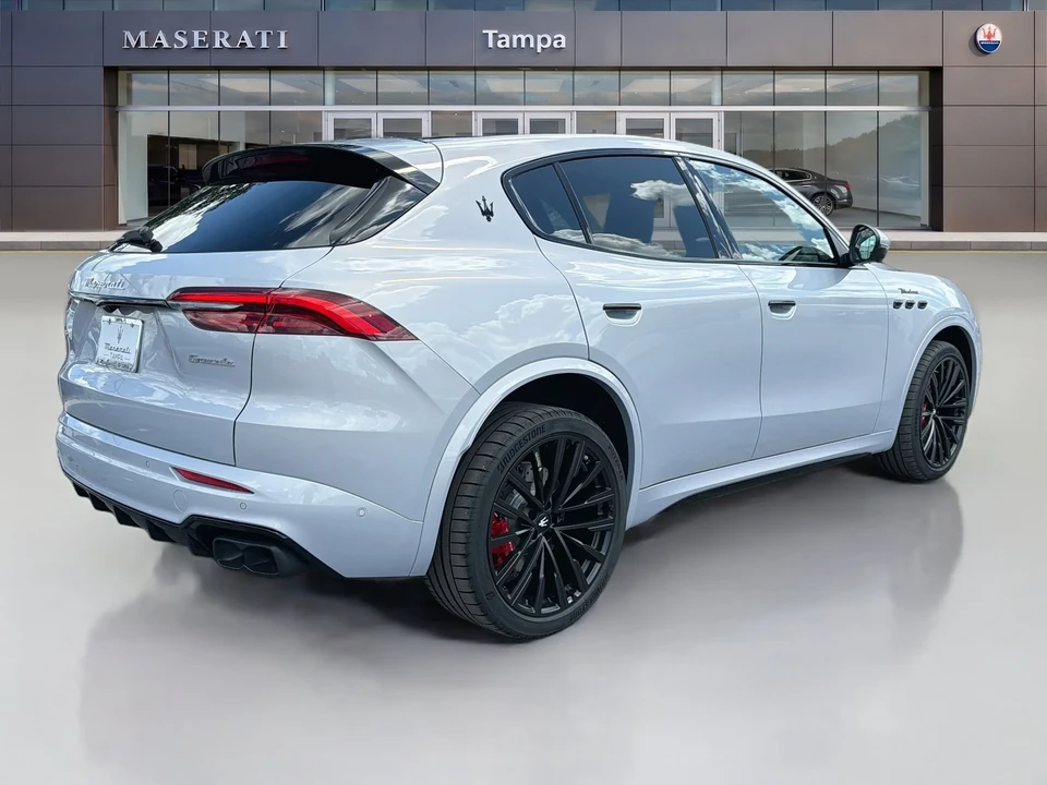 2026 Maserati Grecale - Image 3 of 31