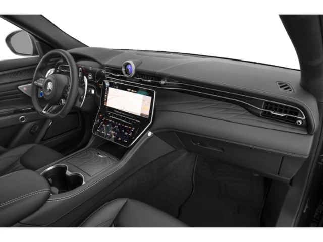 2026 Maserati Grecale - Image 12 of 14