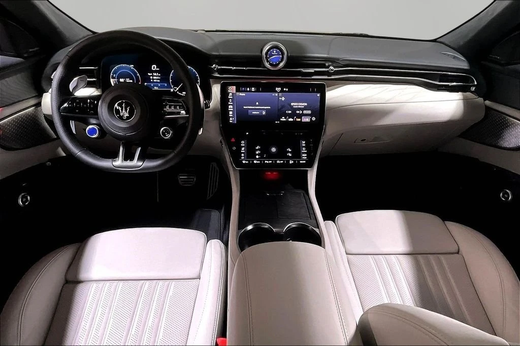 2026 Maserati Grecale - Image 5 of 13