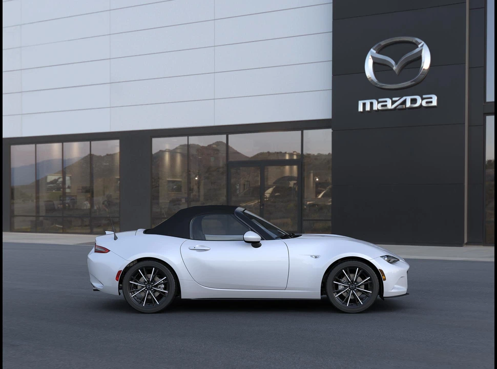 2026 Mazda ND MX-5 Miata - Image 5 of 6