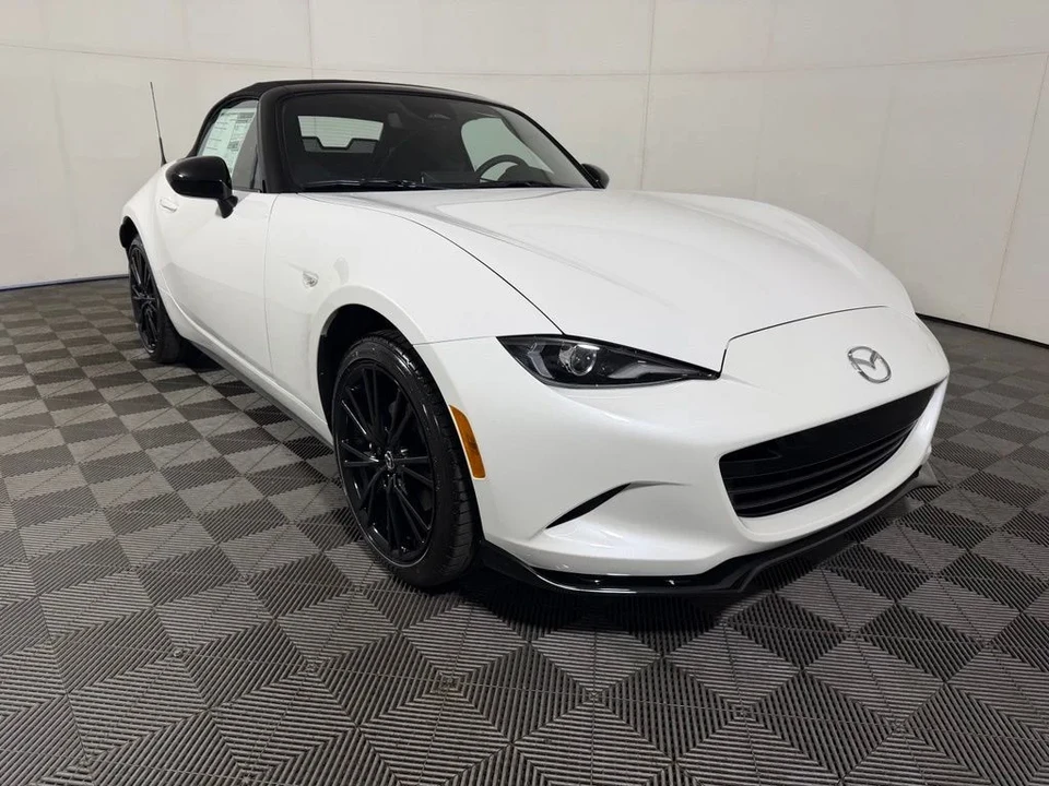 2026 Mazda ND MX-5 Miata - Image 2 of 23