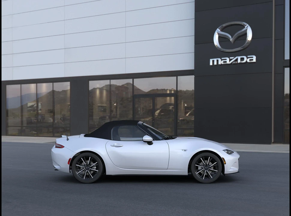 2026 Mazda ND MX-5 Miata - Image 5 of 6