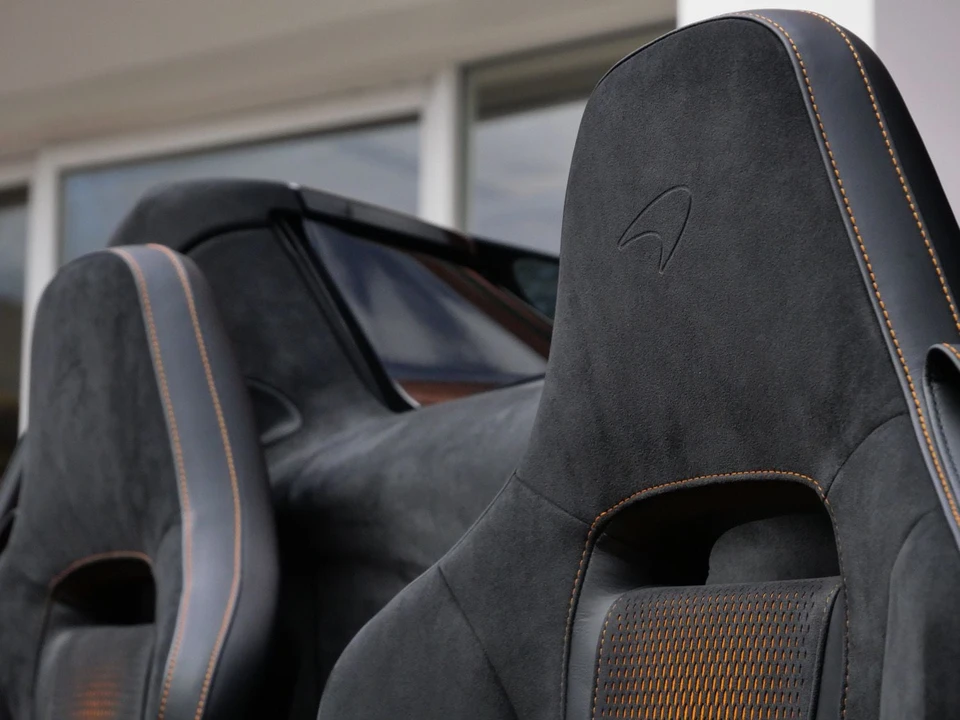 2026 McLaren 750S Spider - Image 29 of 31