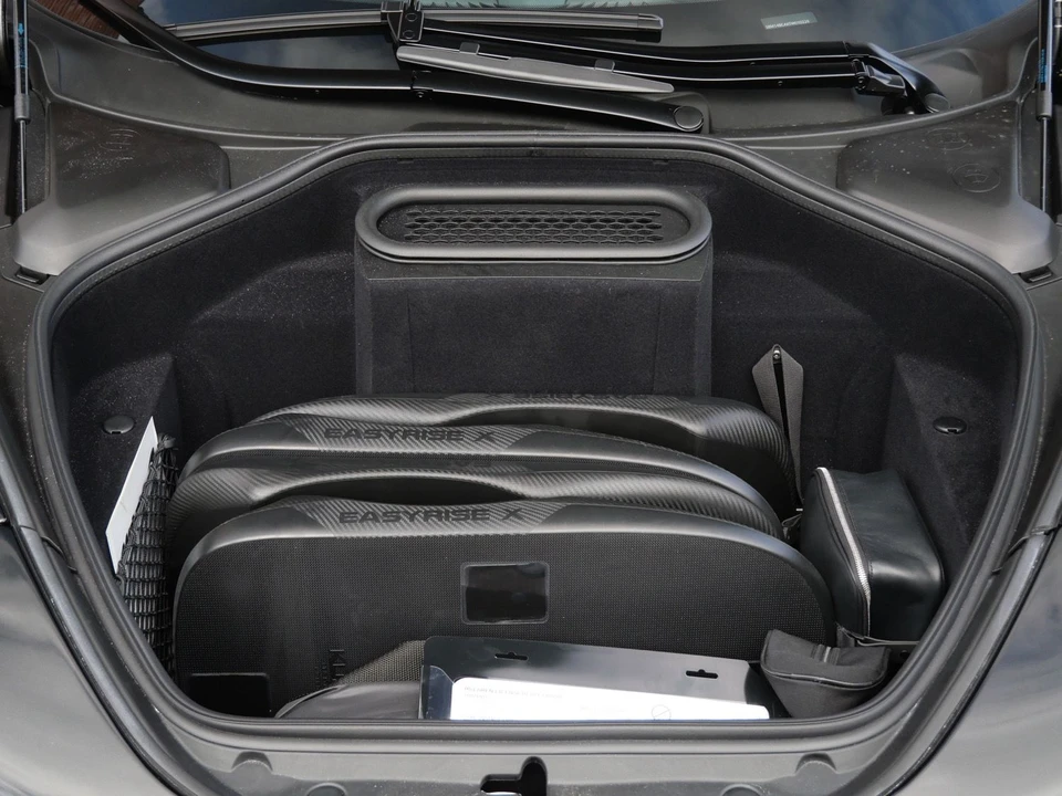 2026 McLaren 750S Spider - Image 31 of 31