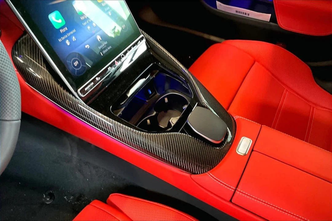 2026 Mercedes-Benz AMG GT - Image 10 of 16