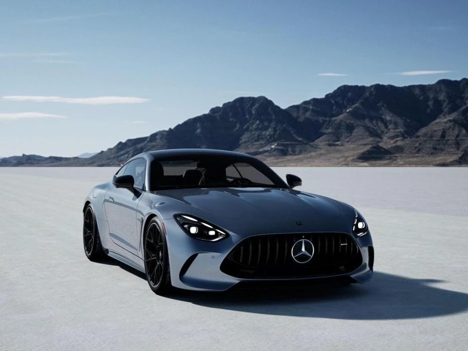 2026 Mercedes-Benz AMG GT - Image 9 of 31