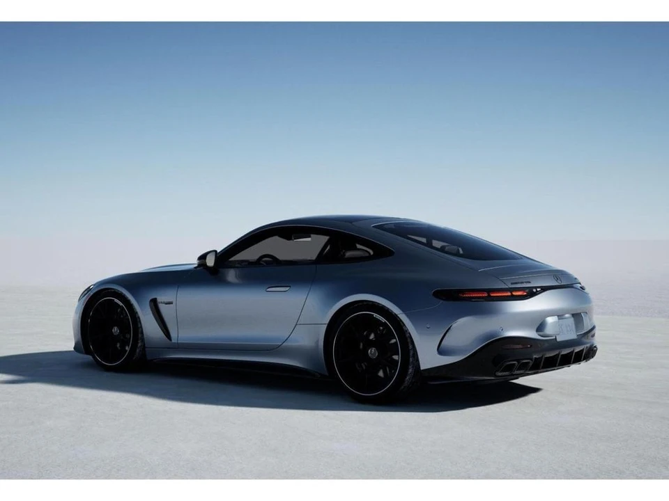 2026 Mercedes-Benz AMG GT - Image 29 of 31