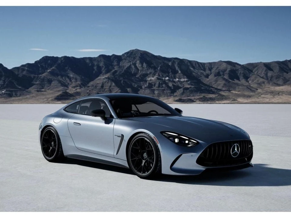 2026 Mercedes-Benz AMG GT - Image 11 of 31
