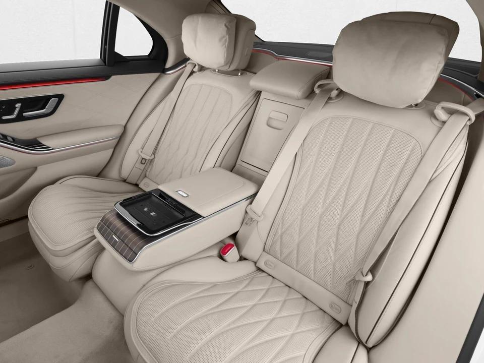 2026 Mercedes-Benz W223 S 63 AMG - Image 9 of 12